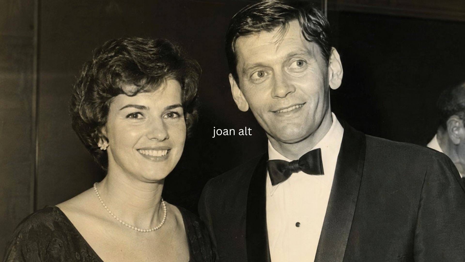 joan alt